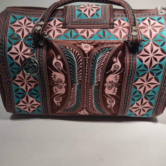 NWT Banda Bag Weekender - Picture 2 of 11